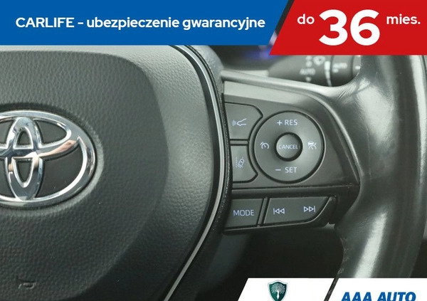 Toyota Corolla cena 73000 przebieg: 133542, rok produkcji 2019 z Bieruń małe 254